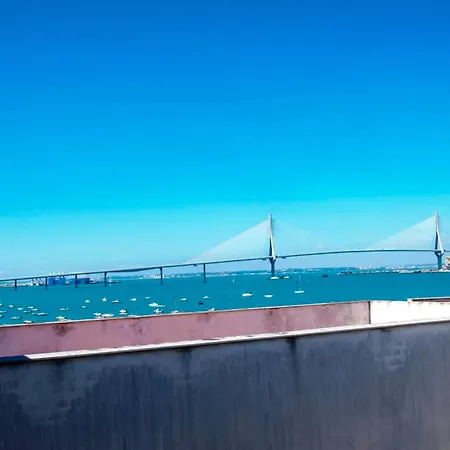 Magnifico Frente Al Mar En Con Plaza De Garaje Incluida Apartamento Cádis